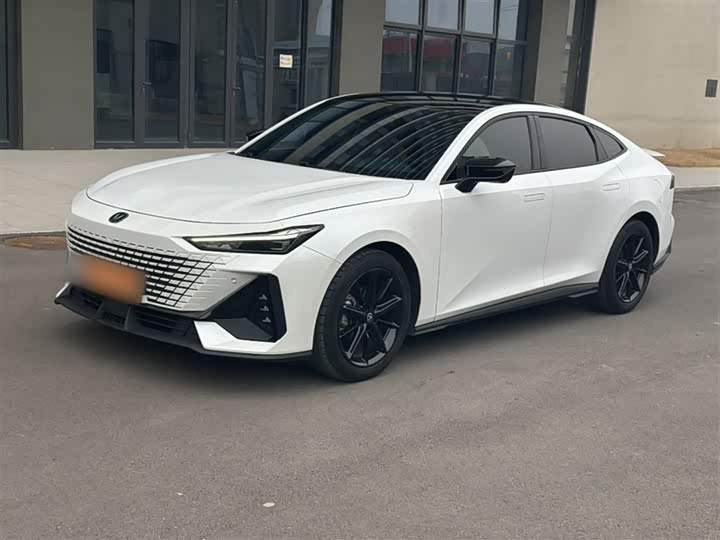Zdjęcie 1 - Changan UNI-V