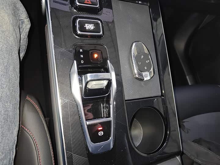 GAC Trumpchi Emkoo 2022 2022款 2.0T 中子星Max版
