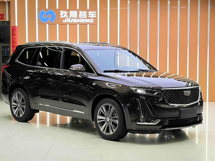 صورة 3 - Cadillac XT6