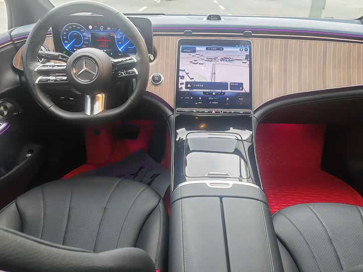 Photo 7 - Mercedes-Benz EQE