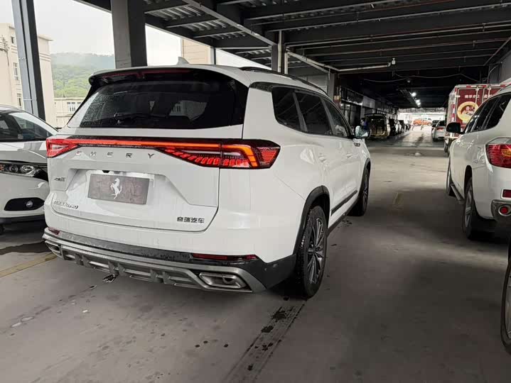 Фото 9 - Chery Tiggo 8 Pro