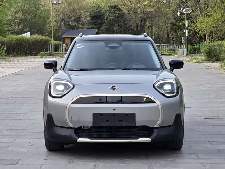 2025 Mini Aceman