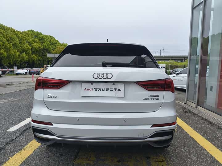 Фото 9 - Audi Q3
