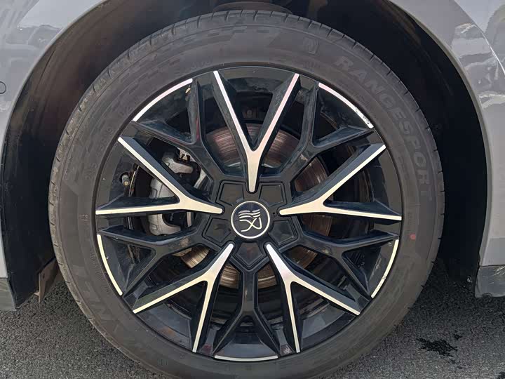 BYD Han 2025 2025款 DM-i 智驾版 125KM激光雷达旗舰型