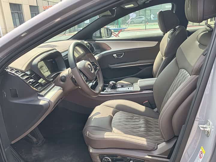 BYD Han 2025 2025款 DM-i 智驾版 125KM激光雷达旗舰型