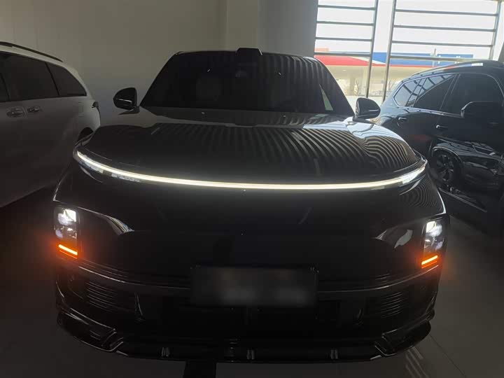 2025 LiXiang L9