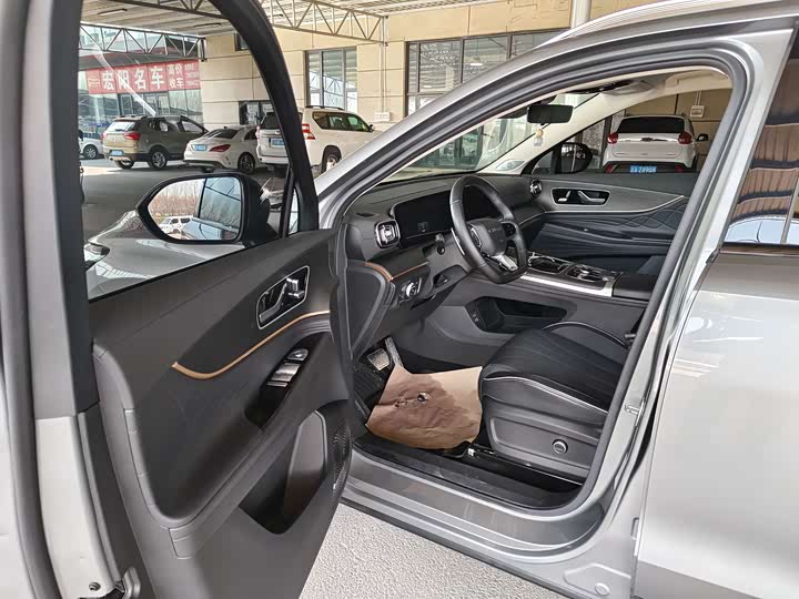 Zdjęcie 8 - Chery Tiggo 9