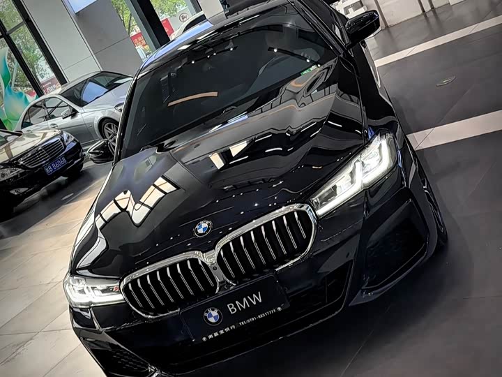 Zdjęcie 3 - BMW 5 Series
