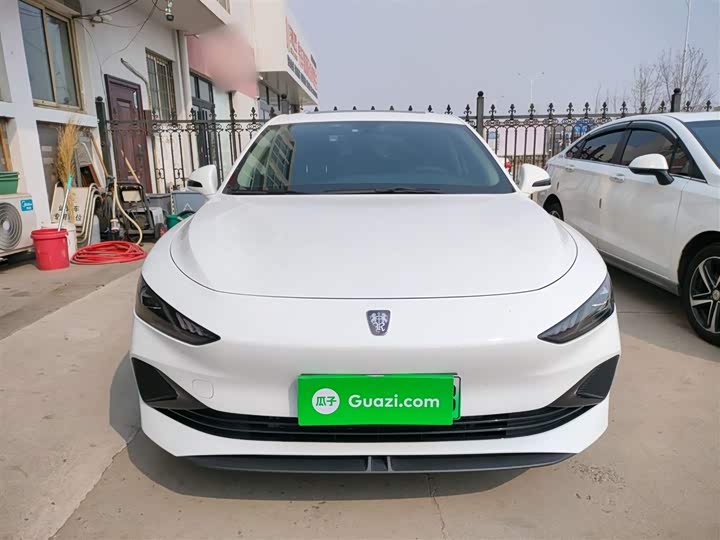 2025 Roewe D7