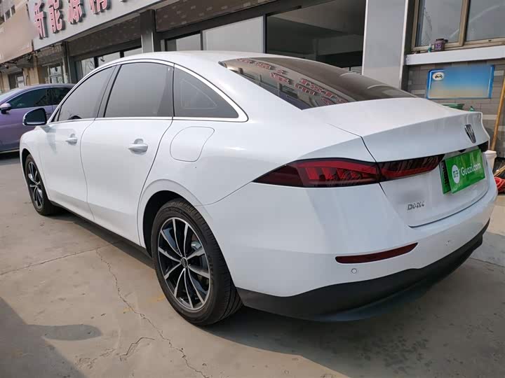 2025 Roewe D7