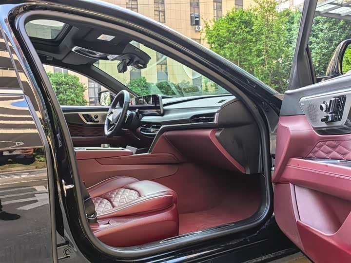 Фото 7 - Cadillac CT6