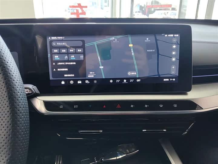 Фото 9 - MG Motor One