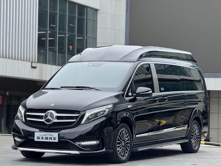 Mercedes-Benz V-Class 2022 2022款 V 260 L 长轴距豪华版