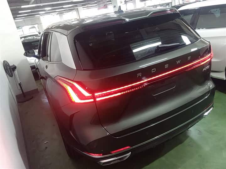 Roewe RX9 2023 2023款 2.0T 两驱越享版