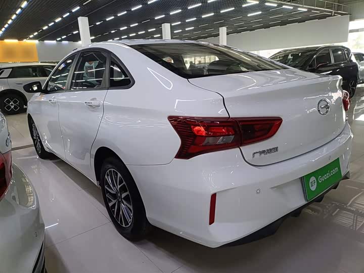 GAC Trumpchi GA4 2021 2021款 PLUS 235T 自动尊享版