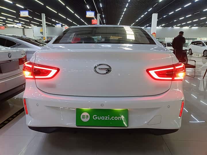 GAC Trumpchi GA4 2021 2021款 PLUS 235T 自动尊享版