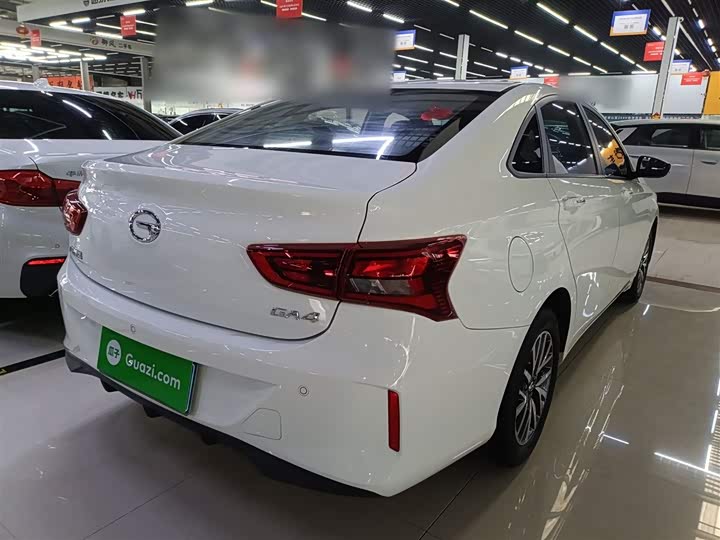 GAC Trumpchi GA4 2021 2021款 PLUS 235T 自动尊享版
