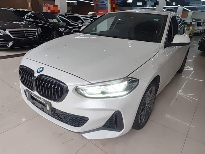 Фото 1 - BMW 1 Series