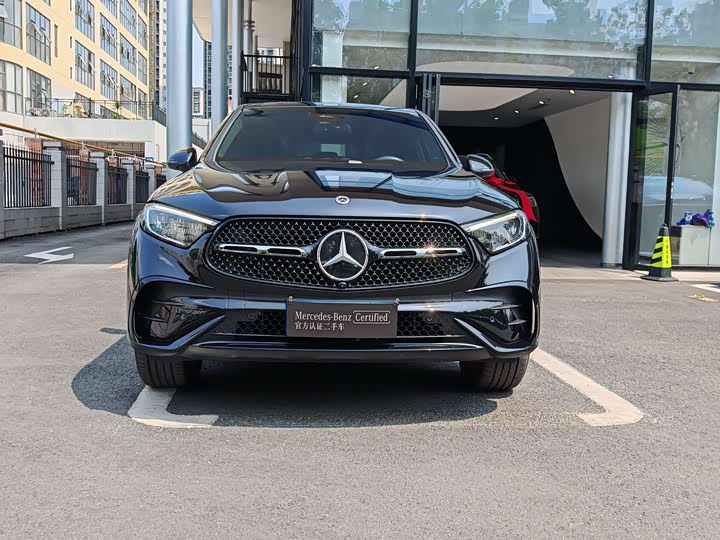2025 Mercedes-Benz GLC-Class Coupe