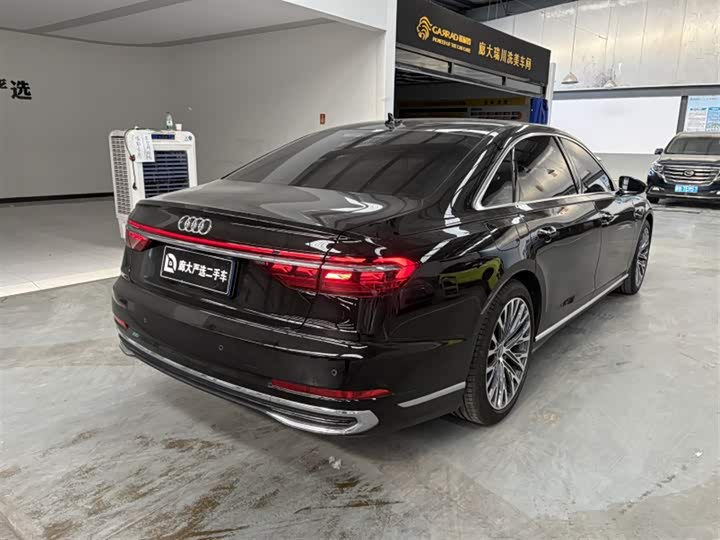 Audi A8 2025 2025款 A8L 45 TFSI quattro 豪华型