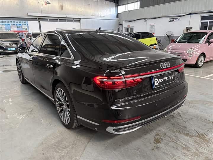 Audi A8 2025 2025款 A8L 45 TFSI quattro 豪华型