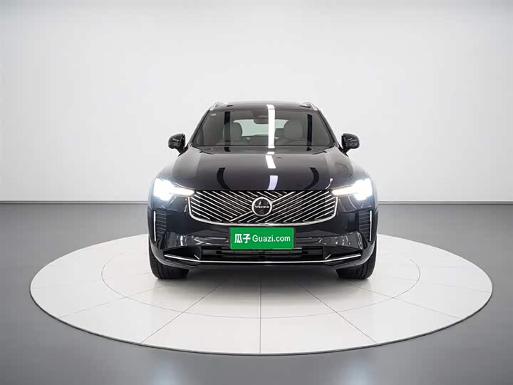 2025 Volvo XC90 Hybrid