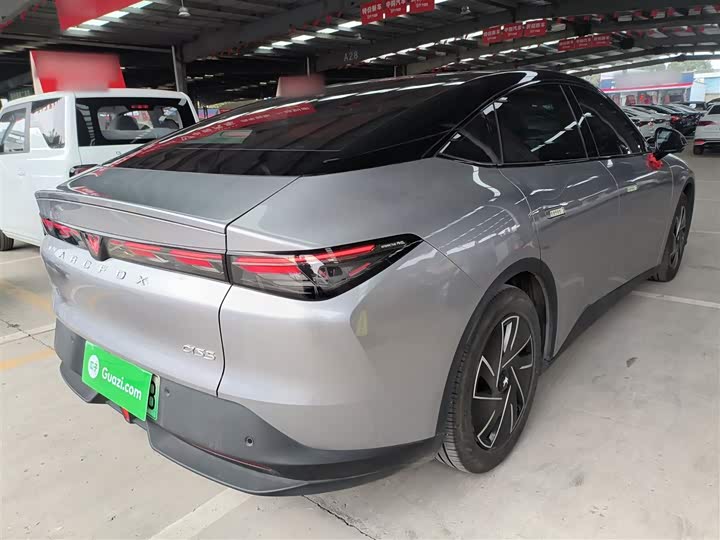 BAIC Arcfox Alpha S5 2025 2025款 560PRO 185kW