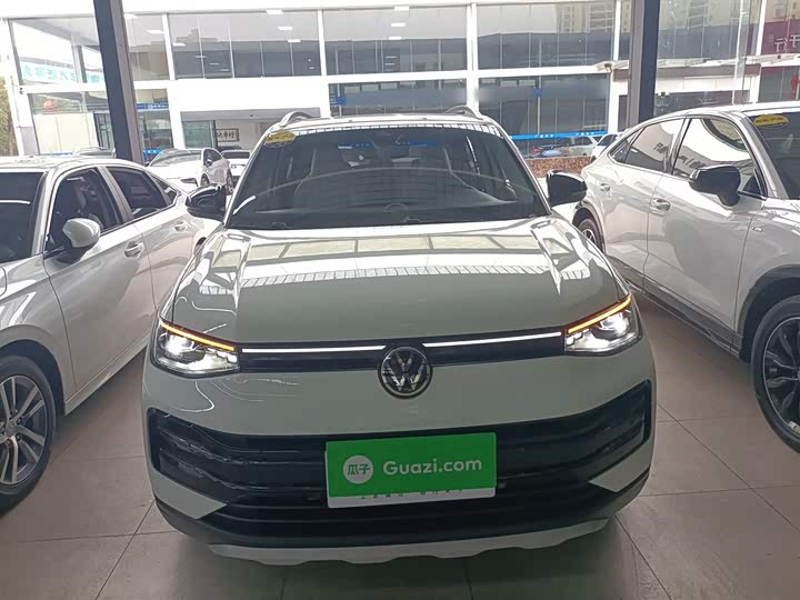 Volkswagen Tharu 2025 2025款 新锐 1.5L 锐意版