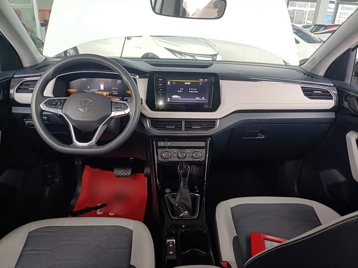 Volkswagen Tharu 2025 2025款 新锐 1.5L 锐意版