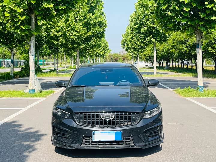 Фото 2 - Geely Preface