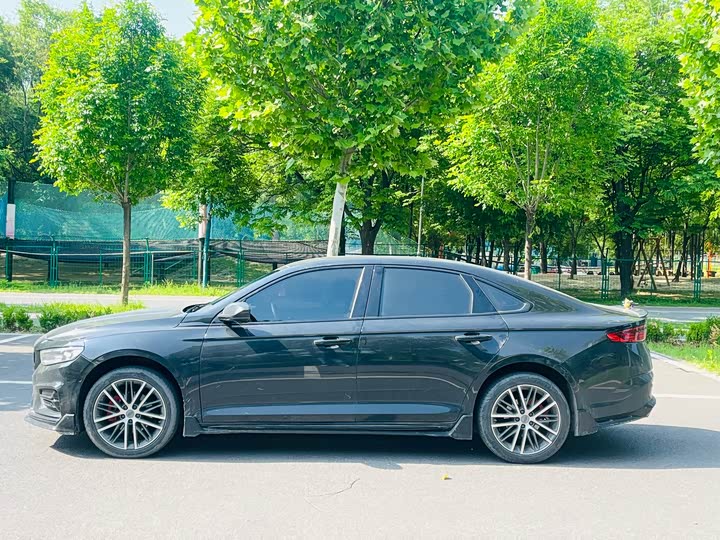 Фото 3 - Geely Preface