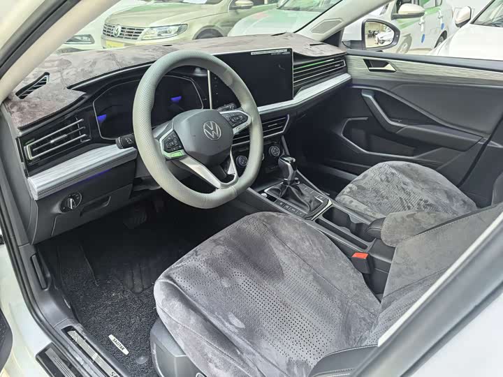 Volkswagen Sagitar L 2026 2026款 3000万辆甄选款 300TSI DSG 超越版