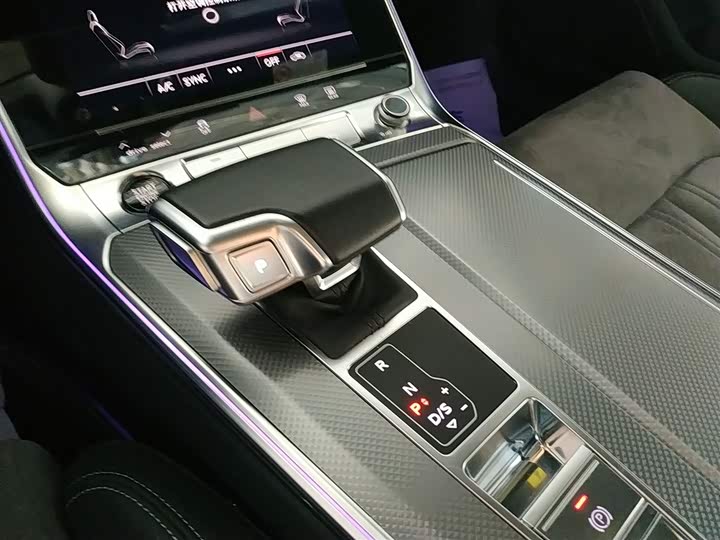 Audi A6L 2024 2024款 40 TFSI 豪华动感型