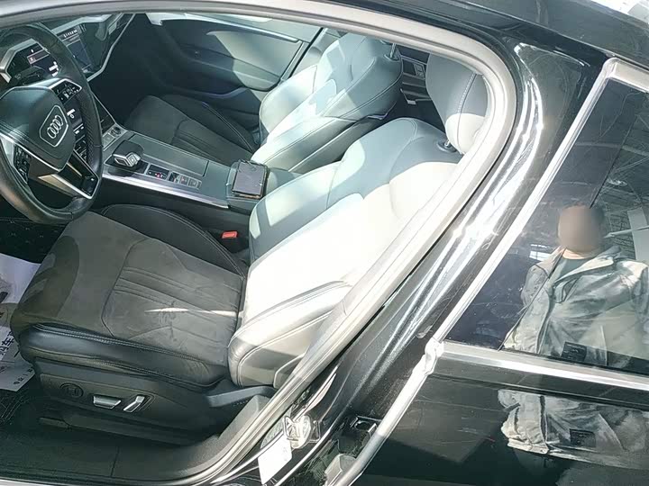 Audi A6L 2024 2024款 40 TFSI 豪华动感型