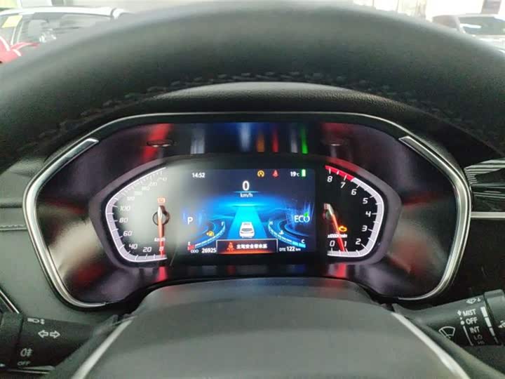 Фото 7 - Changan CS75