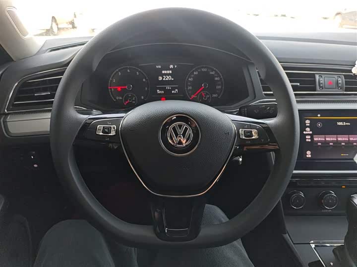 Фото 7 - Volkswagen Lamando L