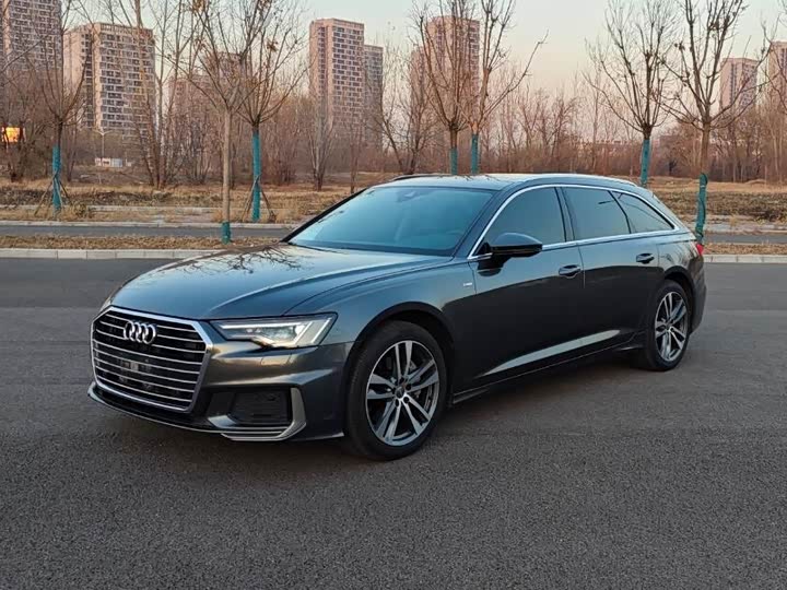 Фото 1 - Audi A6