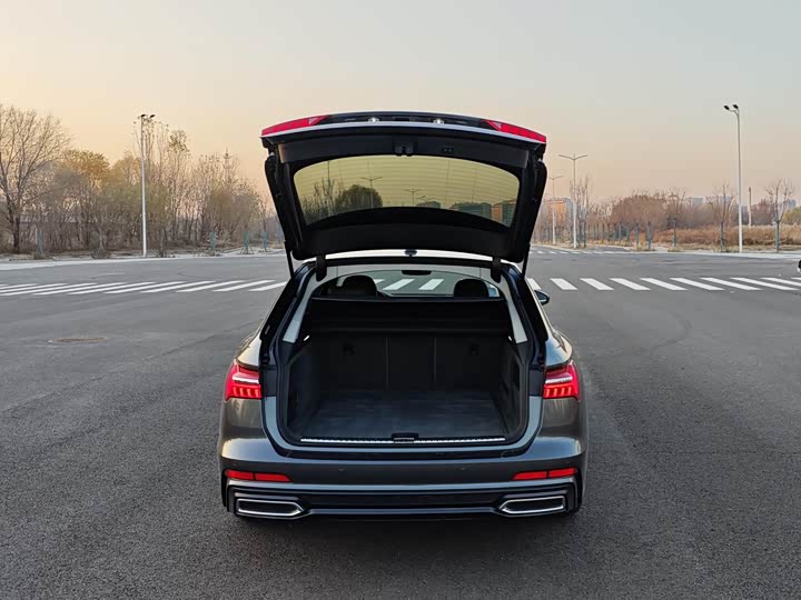 Фото 6 - Audi A6