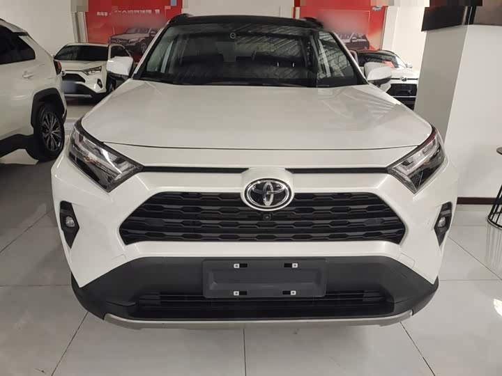 Фото 3 - Toyota RAV4