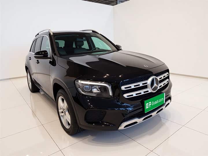 Photo 4 - Mercedes-Benz GLB-Class