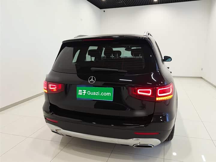 Photo 6 - Mercedes-Benz GLB-Class