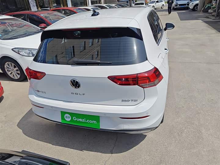 Фото 6 - Volkswagen Golf