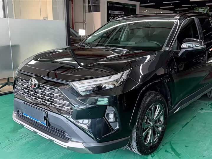 Toyota RAV4 2024 2024款 2.0L CVT两驱风尚Plus版