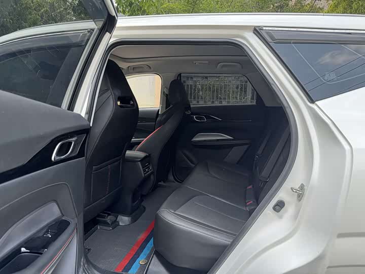 Changan Oshan Z6 2022 2022款 蓝鲸 1.5T DCT智航型