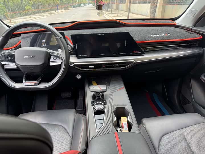 Changan Oshan Z6 2022 2022款 蓝鲸 1.5T DCT智航型