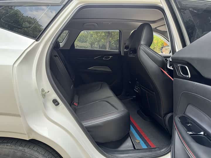 Changan Oshan Z6 2022 2022款 蓝鲸 1.5T DCT智航型