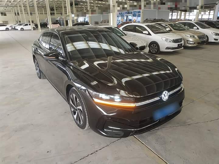 Фото 4 - Volkswagen Magotan