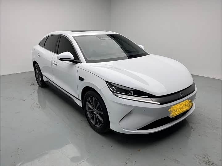 Фото 3 - BYD Qin L