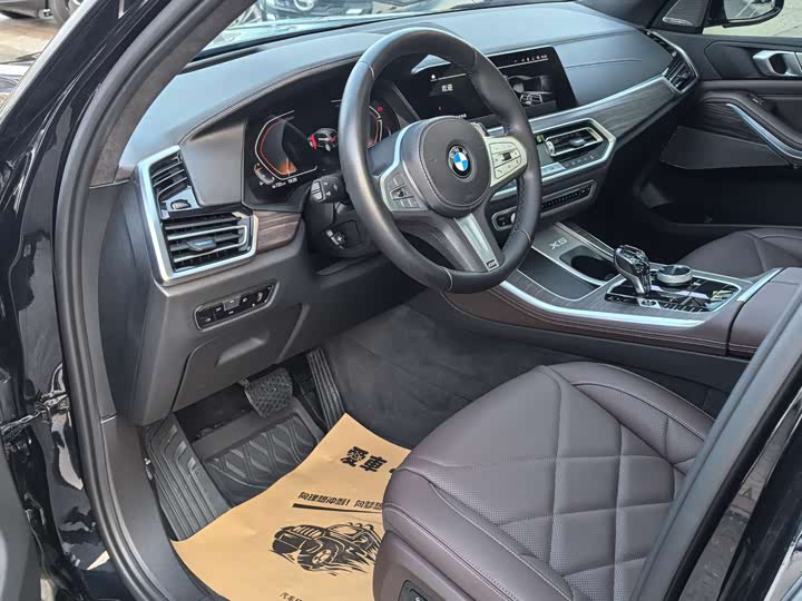 Фото 9 - BMW X5