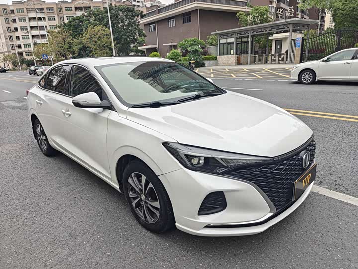Фото 2 - Changan Eado Plus